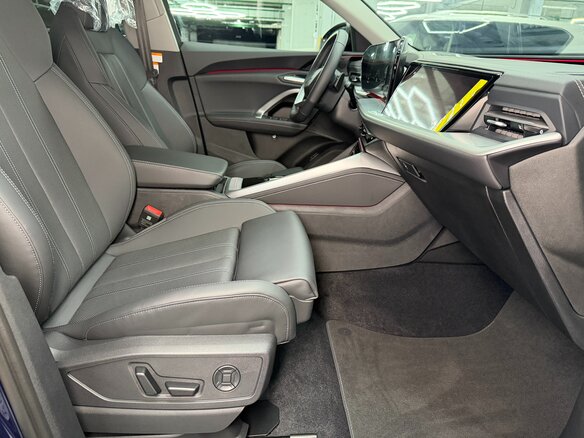 2025 Audi Q5 45 TFSI III (GU), синий, 9600000 рублей - вид 24