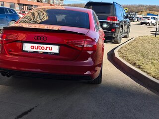 2014 Audi A4 IV (B8) Рестайлинг, красный, 1800000 рублей, вид 4