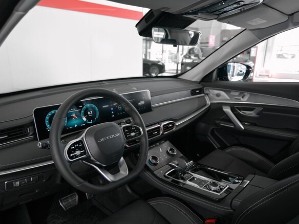 2026 Jetour X70+ I Рестайлинг, чёрный - вид 4