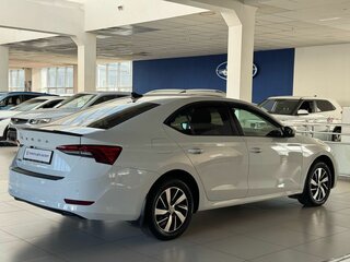 2020 Skoda Octavia IV (A8), белый, 1870000 рублей, вид 4