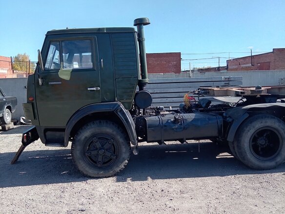 1992 КамАЗ 5410, зелёный, 500000 рублей - вид 2