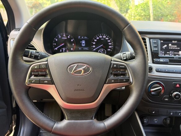 2019 Hyundai Solaris II, чёрный, 1320000 рублей - вид 7