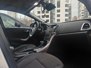 2012 Opel Astra J Рестайлинг, белый, 895000 рублей, вид 5