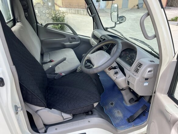 2004 Toyota Dyna, белый, 1450000 рублей - вид 8