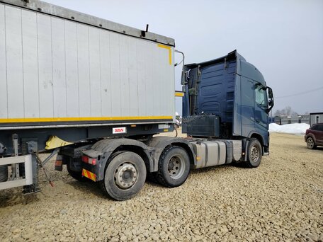 2020 Volvo FH, синий, 8253500 рублей, вид 3
