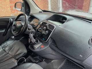 2015 Renault Kangoo II Рестайлинг, чёрный, 890000 рублей, вид 3