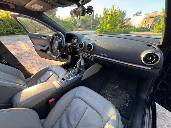2019 Audi A3 III (8V) Рестайлинг, фиолетовый, 2300000 рублей - вид 12