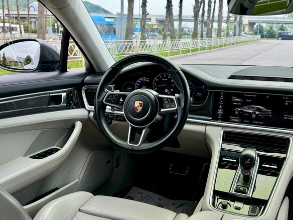 2016 Porsche Panamera Turbo II, серый, 7190000 рублей - вид 25