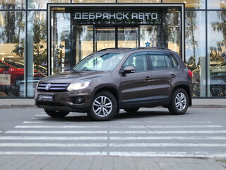2016 Volkswagen Tiguan I Рестайлинг, коричневый, 1690000 рублей, вид 1