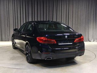 2020 BMW 5 серии 520d xDrive VII (G30/G31/G38), чёрный, 3149000 рублей, вид 4