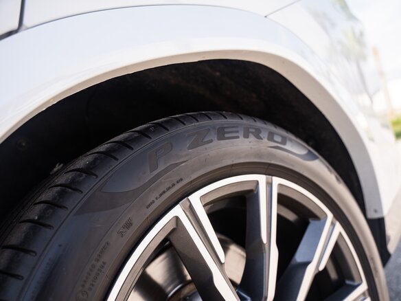2020 BMW X6 40i III (G06), белый, 7499900 рублей - вид 24