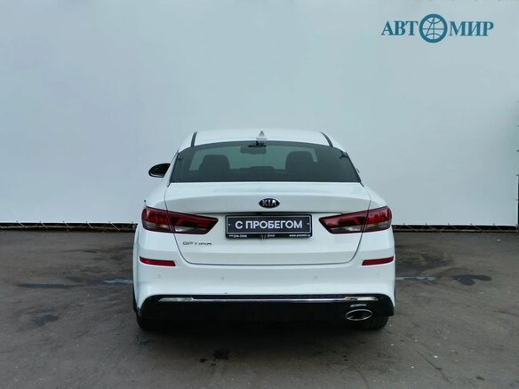 2019 Kia Optima IV Рестайлинг, белый, 1799000 рублей - вид 5