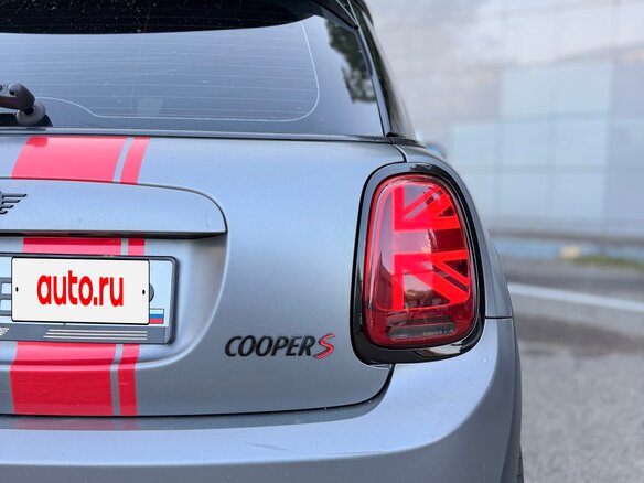 2019 Mini Hatch Cooper III (F55/F56) Рестайлинг, серый, 1750000 рублей - вид 19