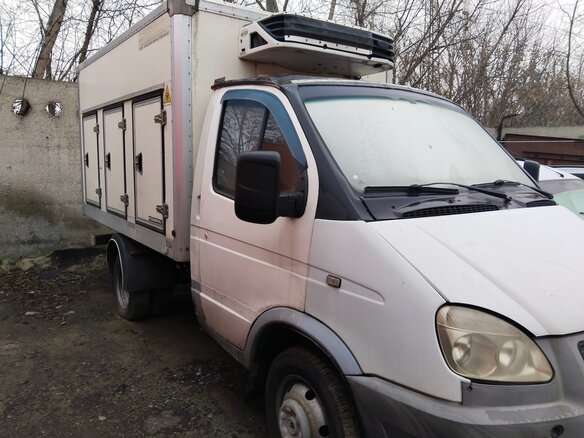 2005 ГАЗ ГАЗель (3302), белый, 740000 рублей - вид 1