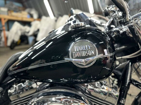 2009 Harley-Davidson Road King, чёрный, 990000 рублей - вид 12
