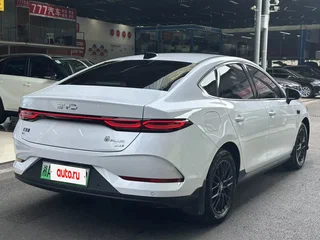 2026 BYD Qin Plus EV 420 I Рестайлинг, белый, 1654003 рублей, вид 4