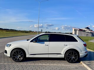 2021 Audi Q7 55 TFSI II (4M) Рестайлинг, белый, 5175000 рублей, вид 3