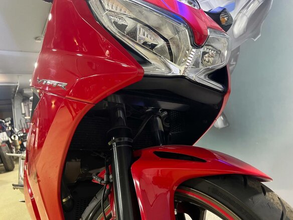 2015 Honda VFR 800, красный, 745000 рублей - вид 31
