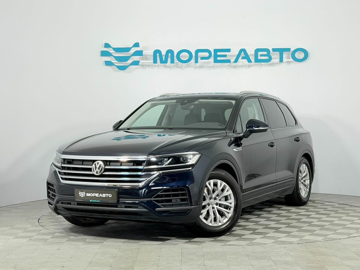 Открыть фотографии: Volkswagen Touareg III