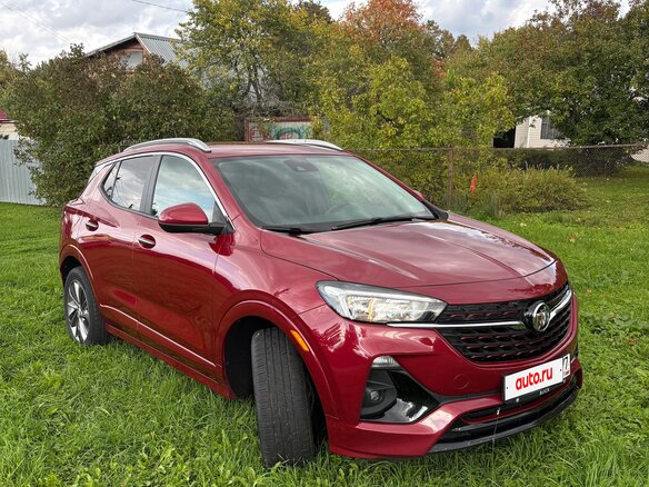 2020 Buick Encore GX I, красный, 1690000 рублей - вид 2