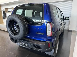 2026 Lada (ВАЗ) Niva Travel I Рестайлинг, синий, 1439000 рублей, вид 3