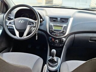 2012 Hyundai Solaris I, синий, 700000 рублей, вид 4