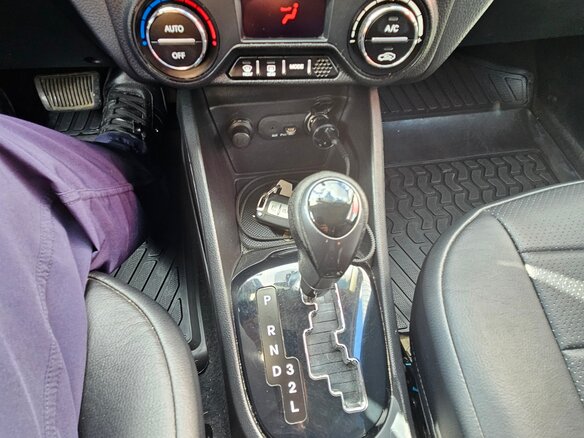 2013 Kia Rio 4-speed III, серый - вид 15