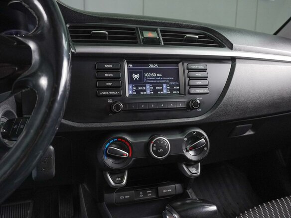 2018 Kia Rio IV, коричневый, 1449000 рублей - вид 13