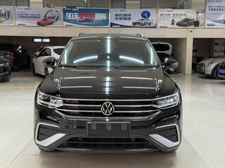 2023 Volkswagen Tiguan L II Рестайлинг (China Market), чёрный, 2540000 рублей, вид 3