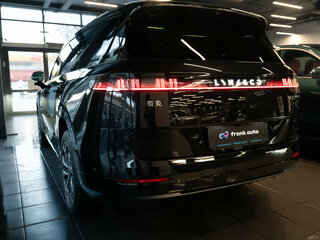 2026 Lynk & Co 900, чёрный, 7800000 рублей, вид 5