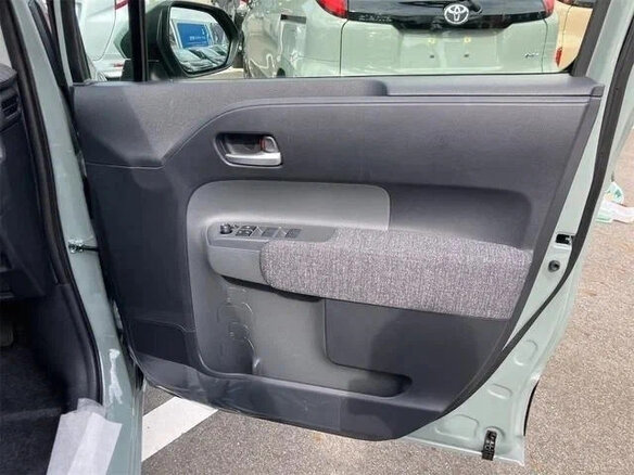 2023 Toyota Sienta III, голубой - вид 18