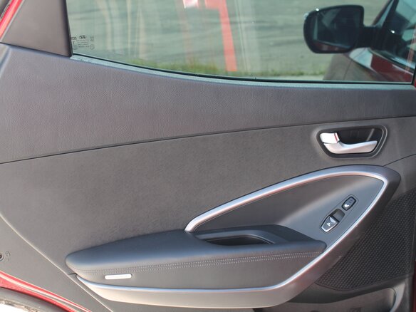 2014 Hyundai Santa Fe III, красный, 1700000 рублей - вид 15