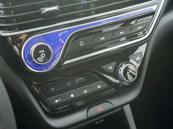 2024 Changan Alsvin, белый, 1890801 рублей - вид 25