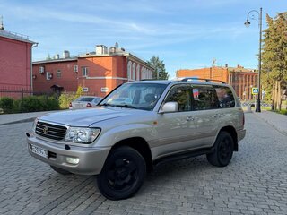 2001 Toyota Land Cruiser 100 Series, серый, 1500000 рублей, вид 2