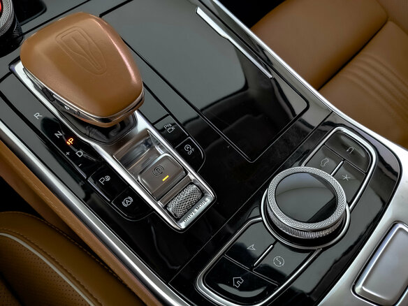 2021 Hongqi H9 I, чёрный - вид 20
