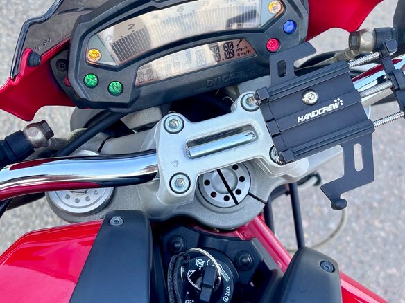 2009 Ducati Monster 696, красный, 450000 рублей - вид 8