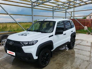 2024 Lada (ВАЗ) Niva Travel I, белый, 1250000 рублей, вид 1