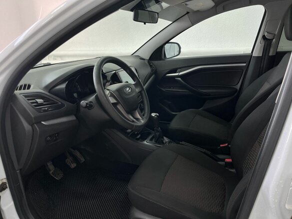 2017 Lada (ВАЗ) Vesta I, белый - вид 7