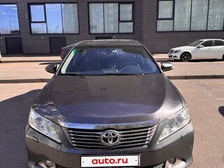 2013 Toyota Camry VII (XV50), серый, 1845000 рублей, вид 2