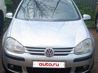 2005 Volkswagen Golf V, серебристый, 550000 рублей, вид 2