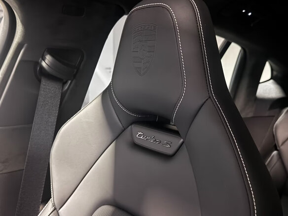 2026 Porsche Panamera Turbo S E-Hybrid III, серый, 34700000 рублей - вид 14