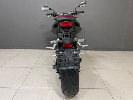 2021 Honda CB 650R, красный, 800000 рублей, вид 4