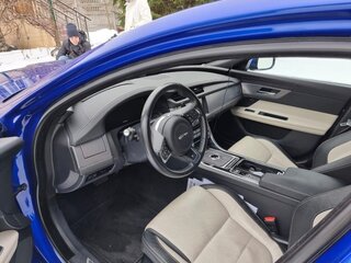 2016 Jaguar XF II, синий, 3100000 рублей, вид 4