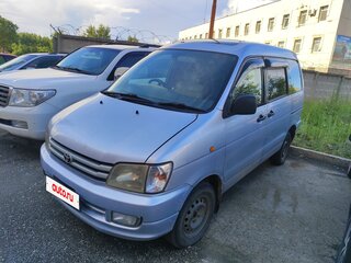 1997 Toyota Town Ace Noah III, серебристый, 250000 рублей, вид 3