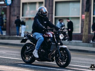 2020 Yamaha XSR700, красный, 600000 рублей, вид 1