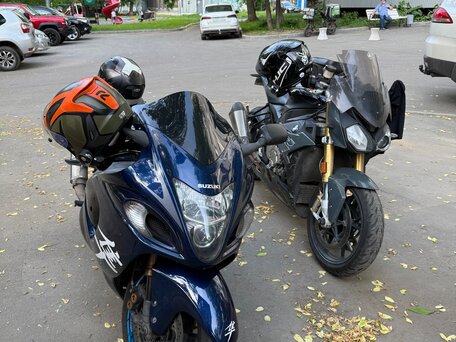 2011 Suzuki GSX 1300 R Hayabusa, синий, 800000 рублей, вид 3