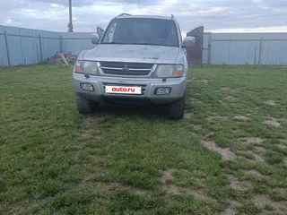 2001 Mitsubishi Montero III, серебристый, 550000 рублей, вид 1