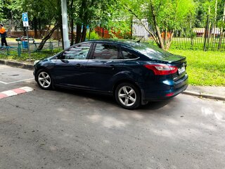 2013 Ford Focus III, синий, 680000 рублей, вид 2