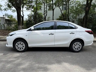 2022 Toyota Vios III Рестайлинг, белый, 1191999 рублей, вид 5