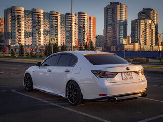 2017 Lexus GS 450h IV Рестайлинг, белый, 5200000 рублей, вид 2